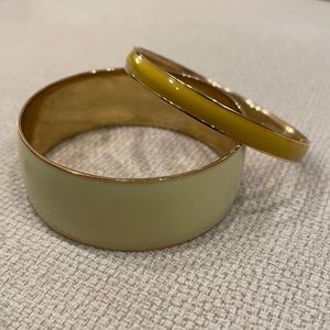 Thick and thin bracelets